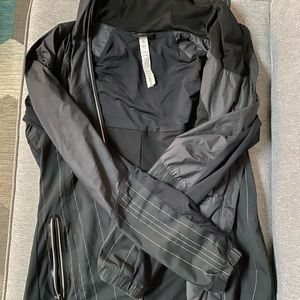 Lululemon rain jacket lined
